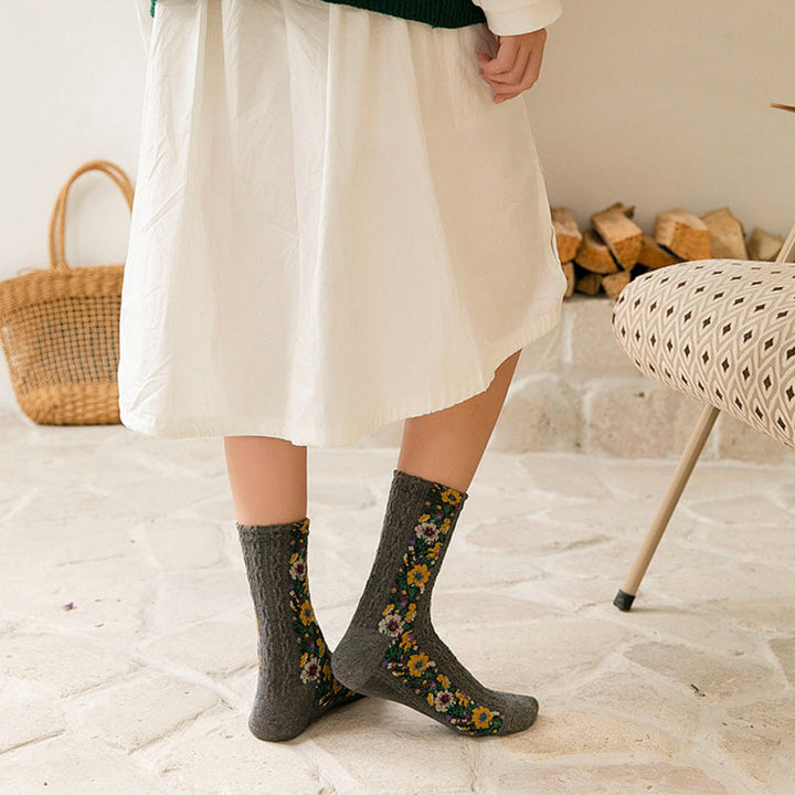 BowLift | Vintage Floral Style Cotton Crew Socks