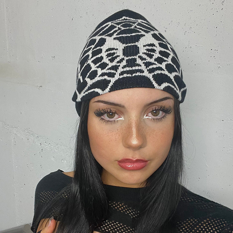 BowLift | Spiderweb Beanie