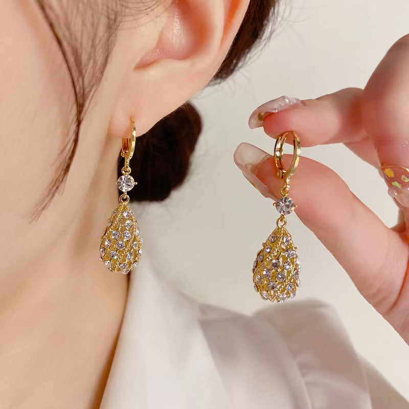 Fashionable Diamond Water Drop Earrings Bowlift
