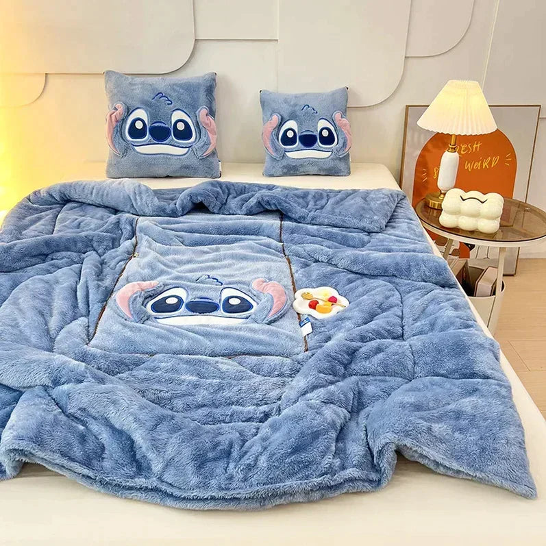 BowLift | Luxury blanket and cushion set for ultimate comfort