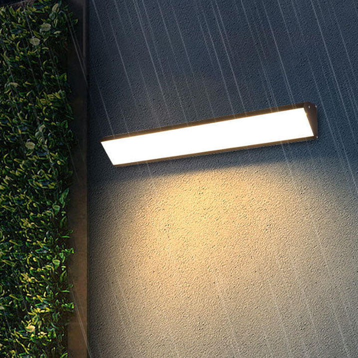 Modern Outdoor Long Bar Aluminum Acrylic Waterproof LED Wall Sconce Lamp | Bowlift