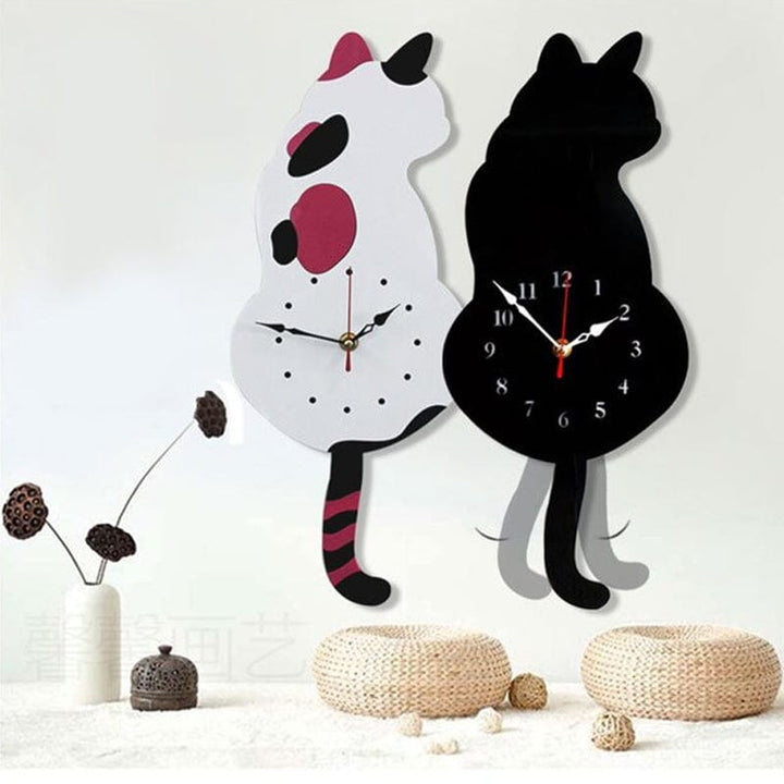 BowLift | Nordic Cat Wobble-Tail Wall Clock