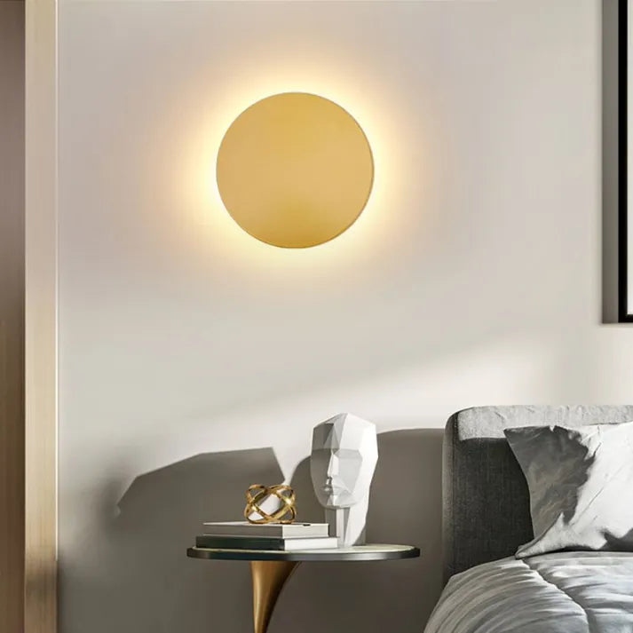BowLift | Round Wall Lamp in Modern Design
