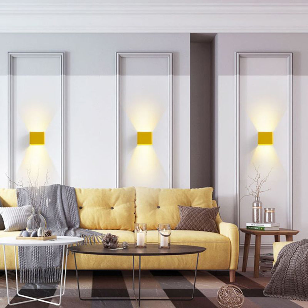 Square wall lamp with unique design Bowlift