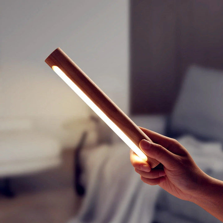 BowLift | 360° Rotating Wall Light