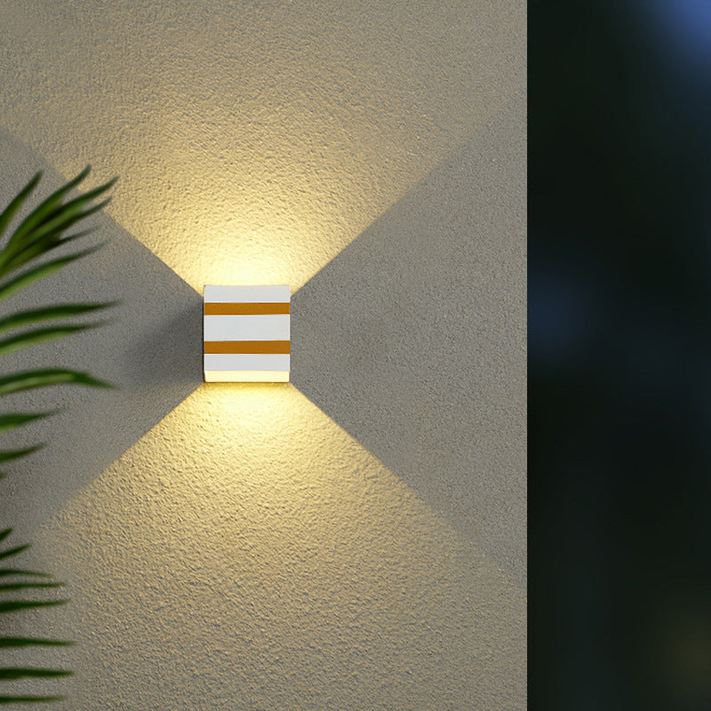 Outdoor Minimalist Square Cube Aluminum Waterproof LED Wall Sconce Lamp | Bowlift