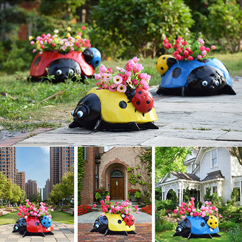 BowLift | Metal Ladybug Flower Pot
