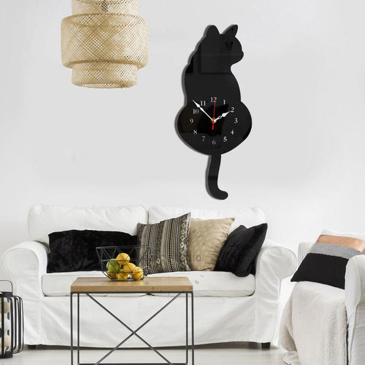 BowLift | Nordic Cat Wobble-Tail Wall Clock