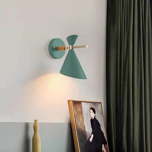 BowLift | Wall Lamp Horn in a Simple Form for Raw Interiors