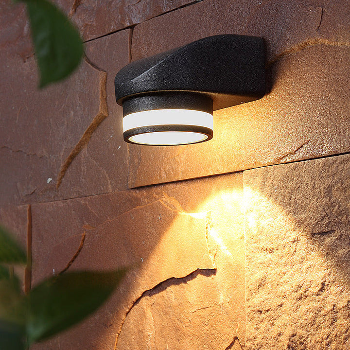 Modern Cylindrical Die-Cast Aluminum LED Waterproof Outdoor Garden Wall Light | Bowlift