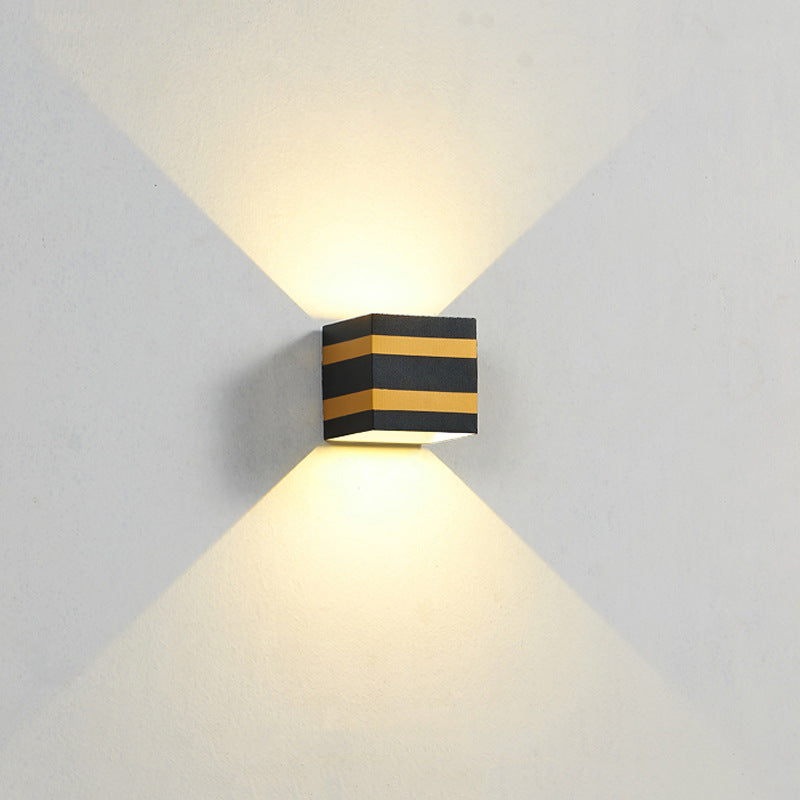 Outdoor Minimalist Square Cube Aluminum Waterproof LED Wall Sconce Lamp | Bowlift