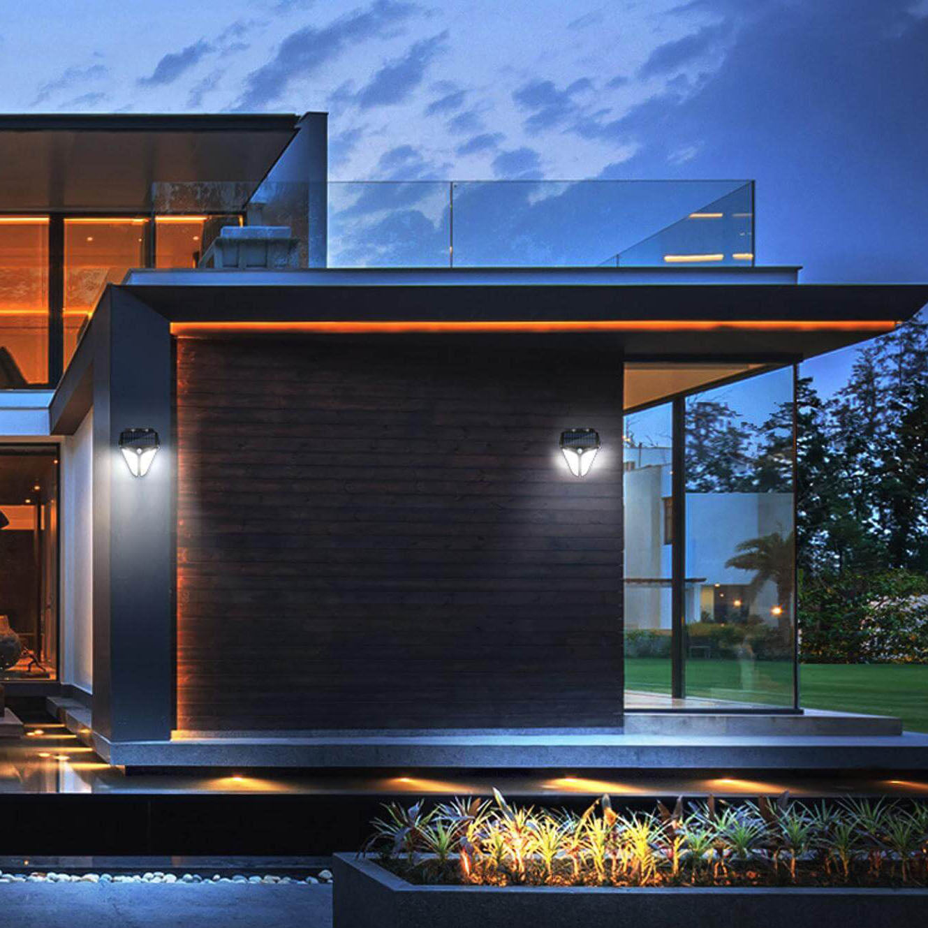 BowLift | Solar Intelligent Triangle Outdoor Waterproof Body Sensor Patio LED Wall Light