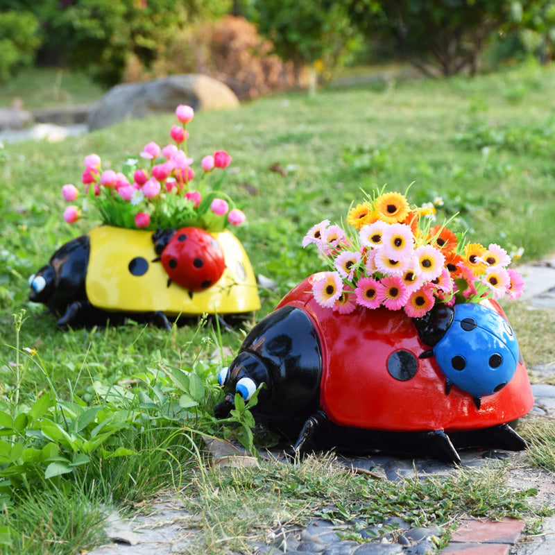 BowLift | Metal Ladybug Flower Pot