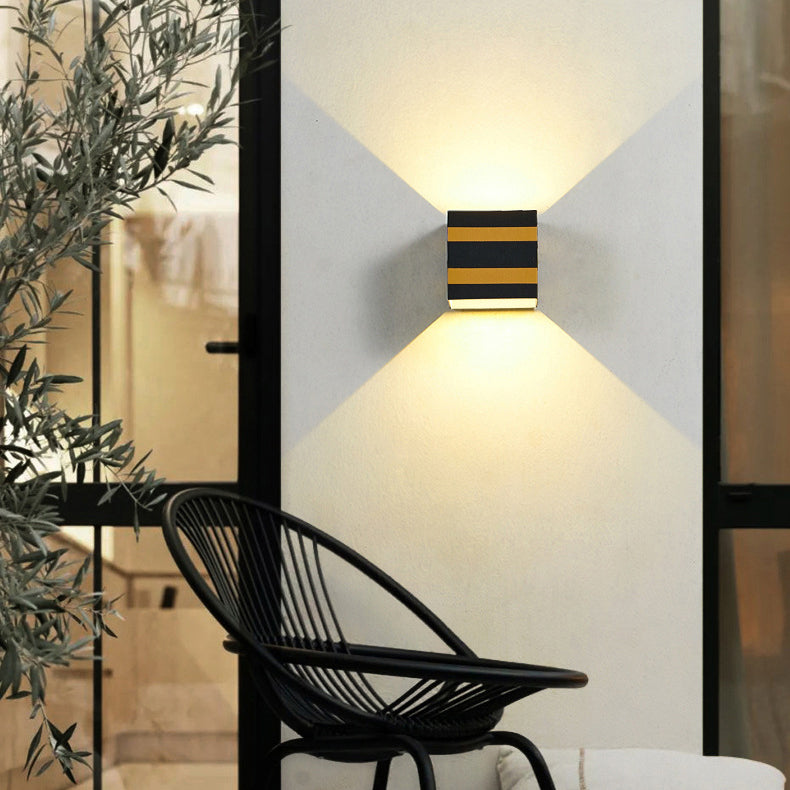 Outdoor Minimalist Square Cube Aluminum Waterproof LED Wall Sconce Lamp | Bowlift