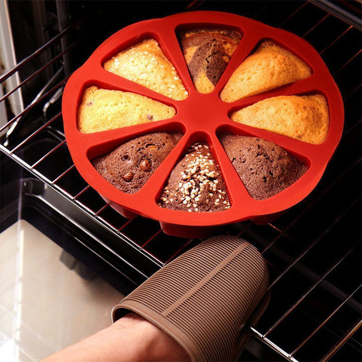 BowLift | Triangle non-stick silicone cake pan