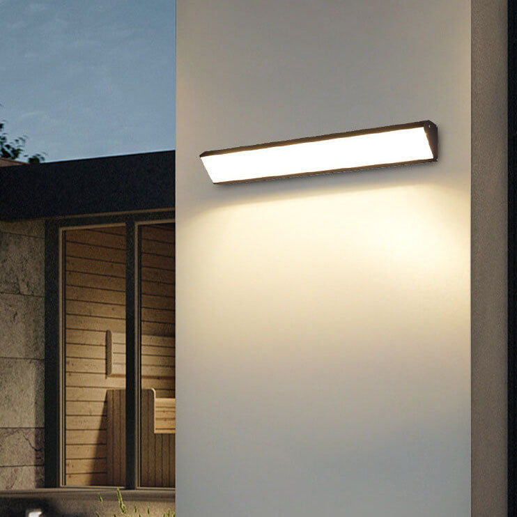Modern Outdoor Long Bar Aluminum Acrylic Waterproof LED Wall Sconce Lamp | Bowlift