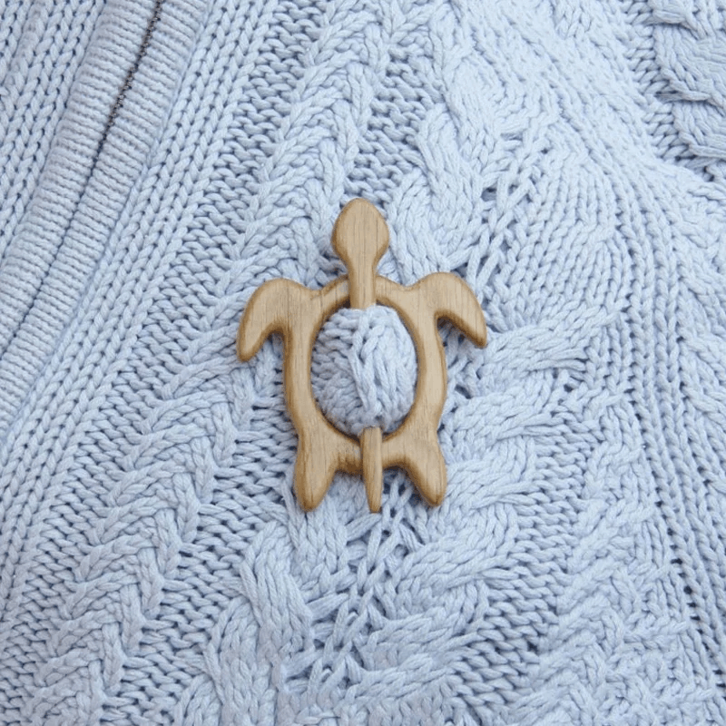 BowLift | Sweet animal brooch made of wood