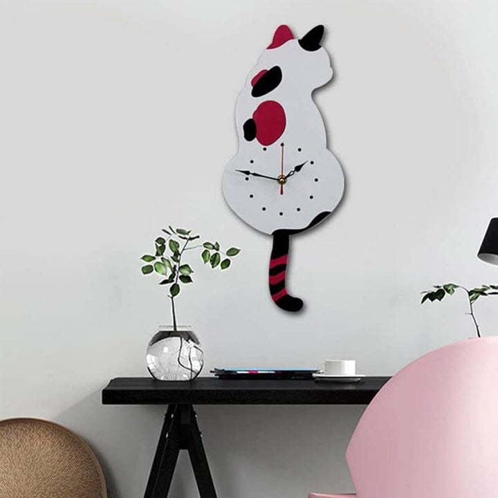 BowLift | Nordic Cat Wobble-Tail Wall Clock