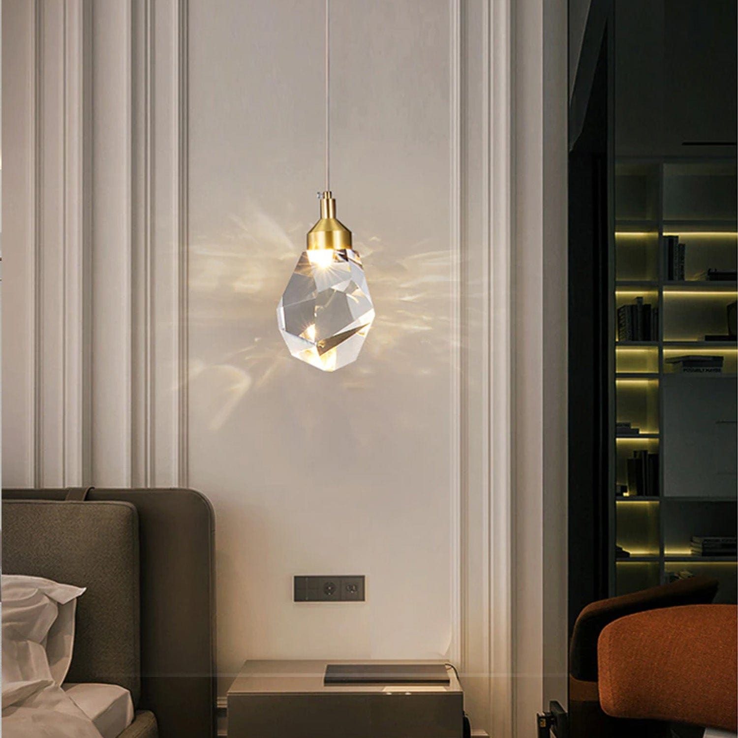BowLift | Crown Jewel pendant light