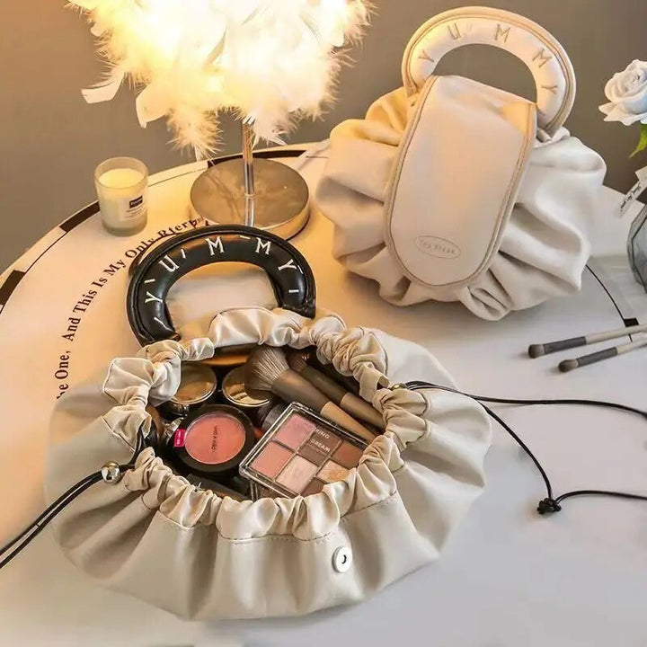 BowLift | Elegant Travel - The essential beauty case - practical and chic