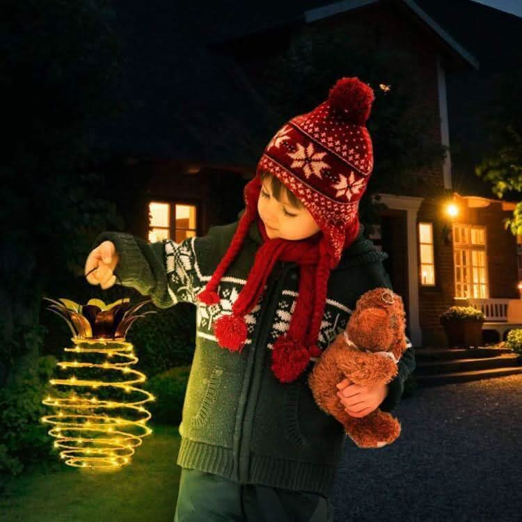 BowLift | Solar Pineapple Garden Lantern with Warm LED Light 28cm