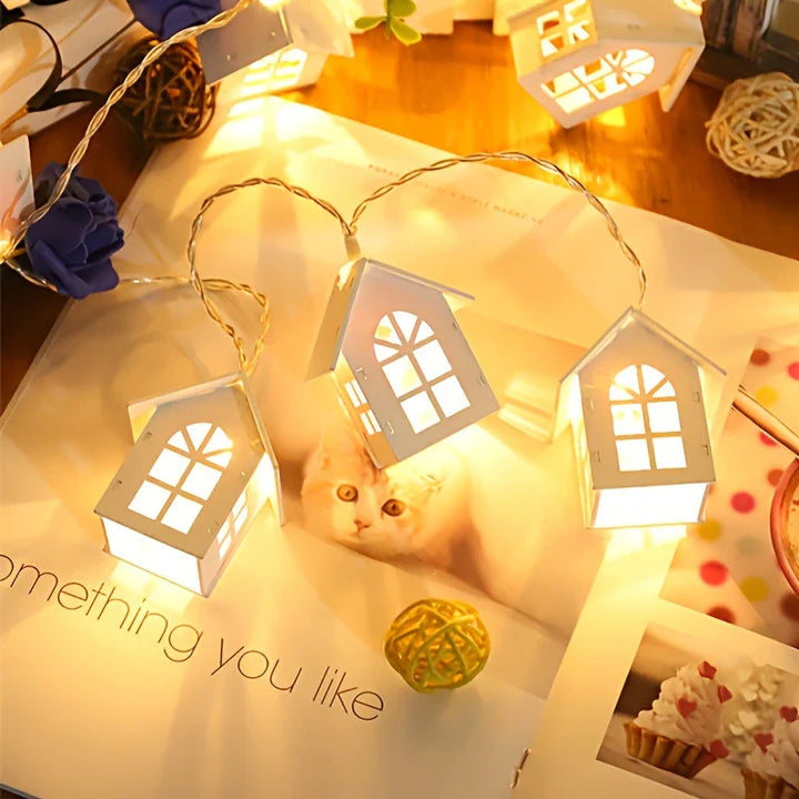 BowLift | LED fairy lights with mini houses - Decorative Christmas lighting for indoor use