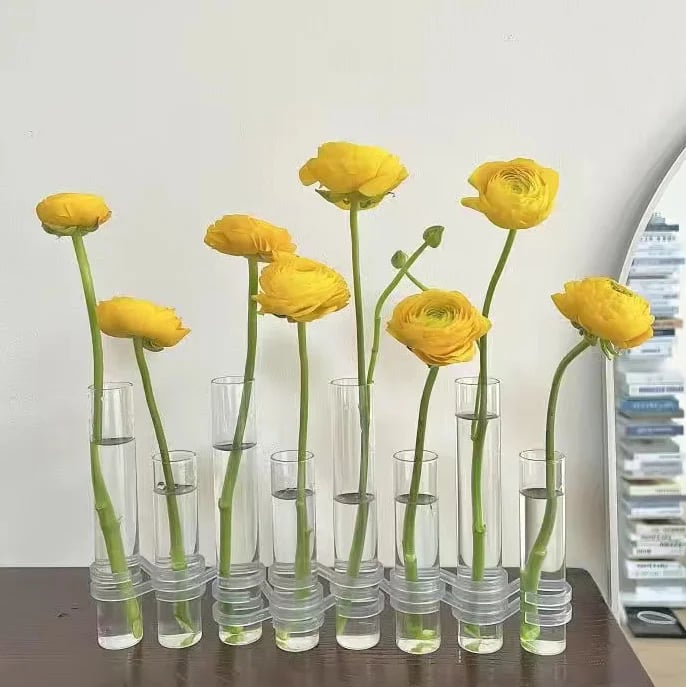 BowLift | Hinged Flower Vase