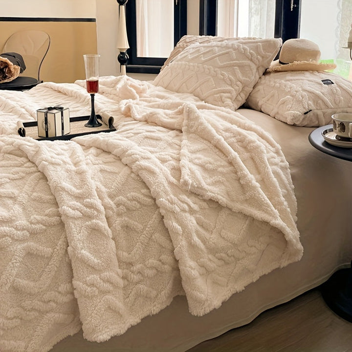 BowLift | SoftBreeze - Thin Taffeta Bedspread for Every Season
