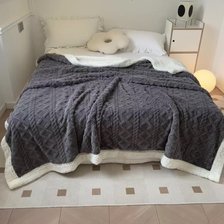 BowLift | CozyNest - Reversible Fleece Blanket for Fall and Winter