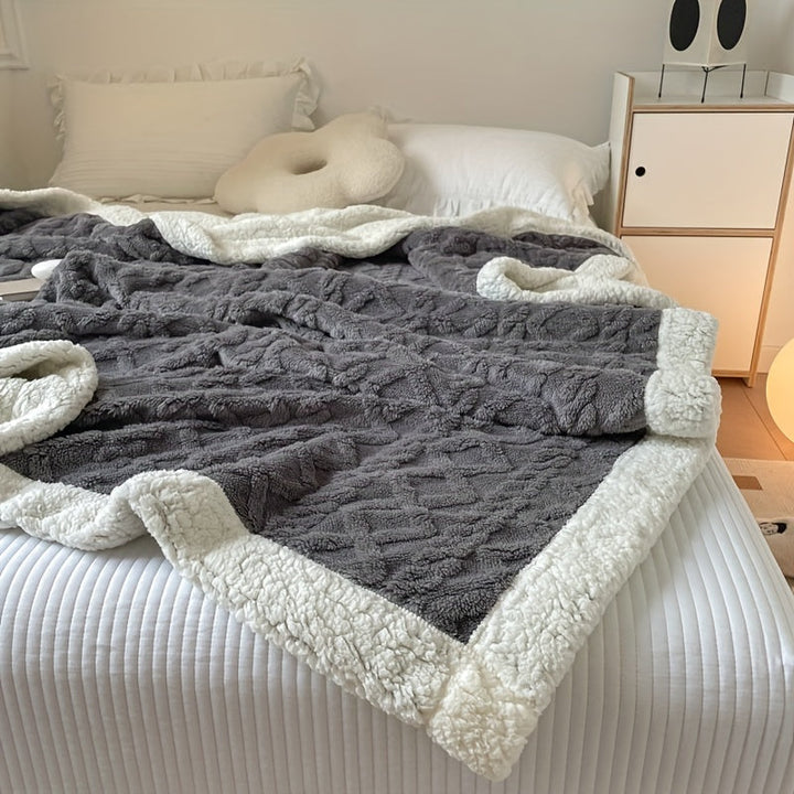 BowLift | CozyNest - Reversible Fleece Blanket for Fall and Winter