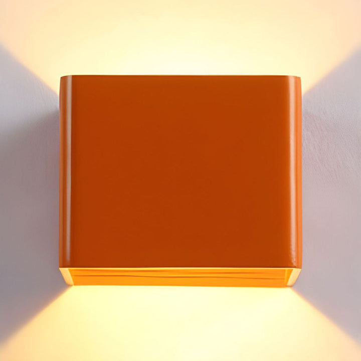 BowLift | Luxury Cube-shaped Wall Lamp Modern Design for Stylish Mood Lighting