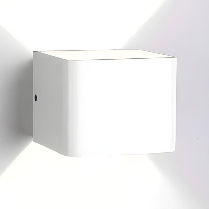 BowLift | Luxury Cube-shaped Wall Lamp Modern Design for Stylish Mood Lighting