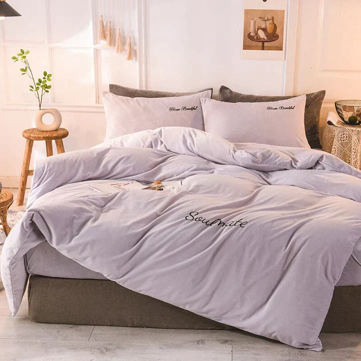 BowLift | Bedding - Cozy fleece bedding for an unparalleled sleeping experience