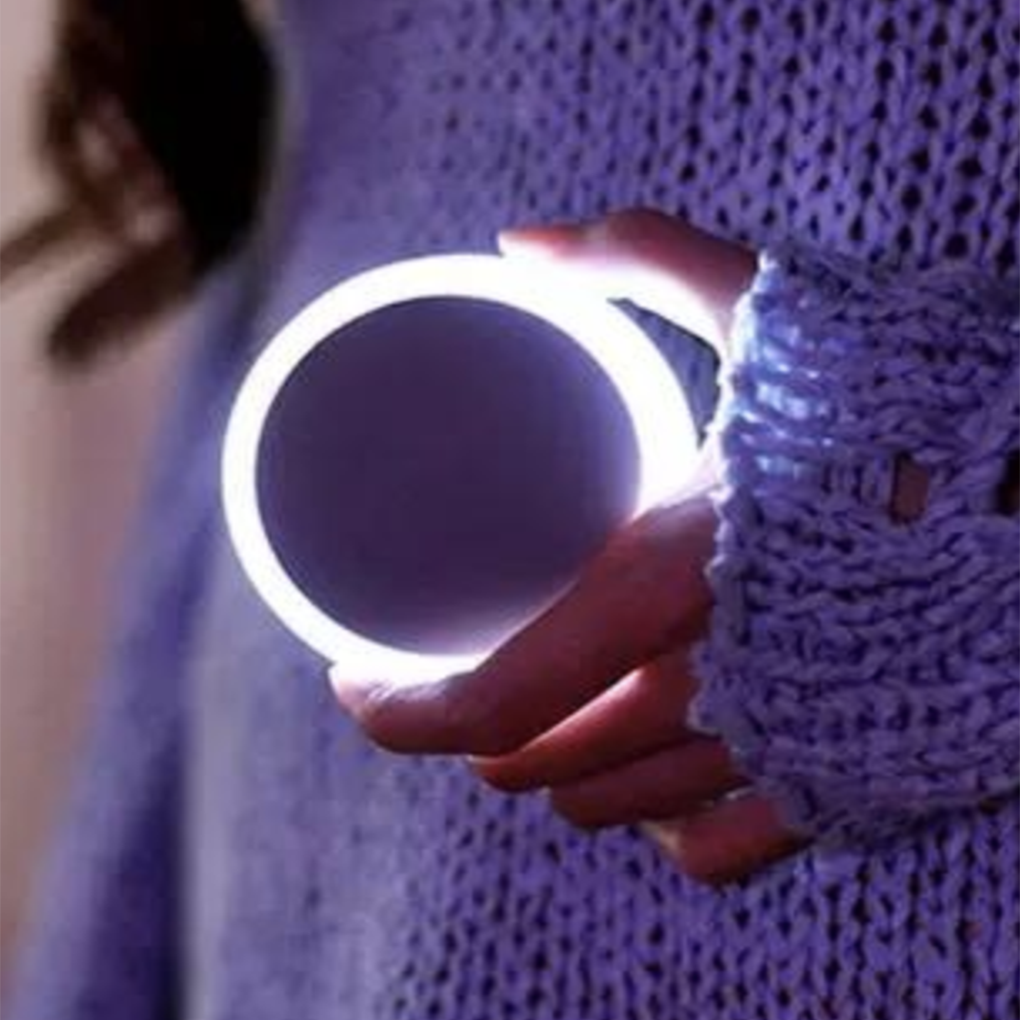 Wireless Charging LED Makeup Mirror | Bowlift