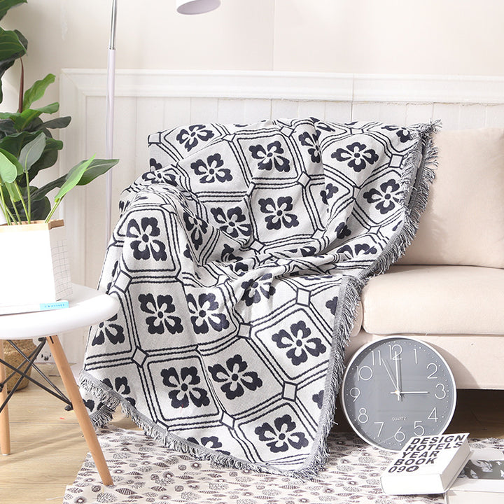 Geometric Patterned Fringe Throw Blanket