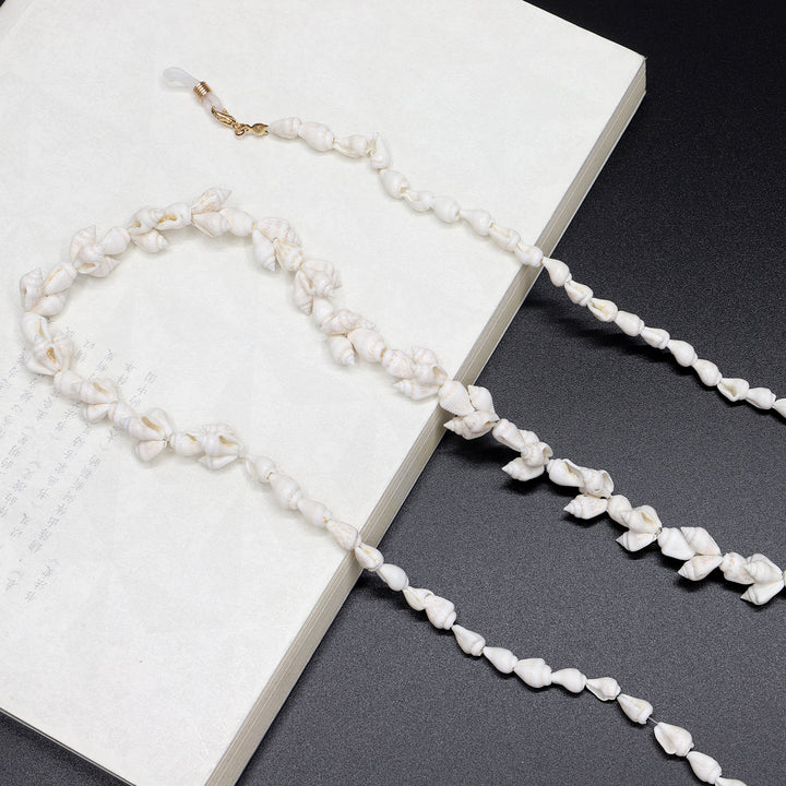 Beaded Eyewear Chain Bowlift
