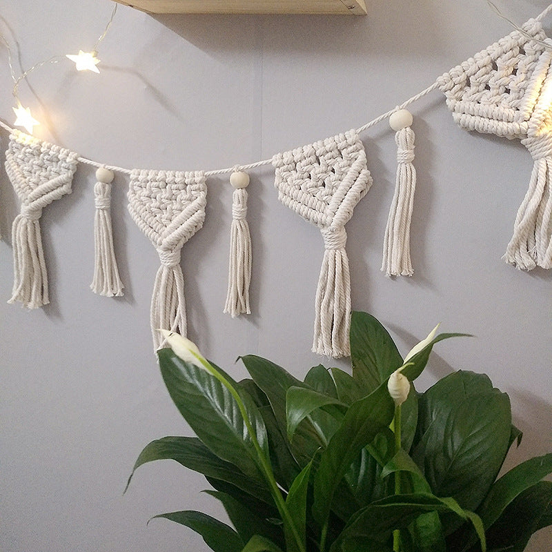 Macramé Decorative Wall Garland Bowlift