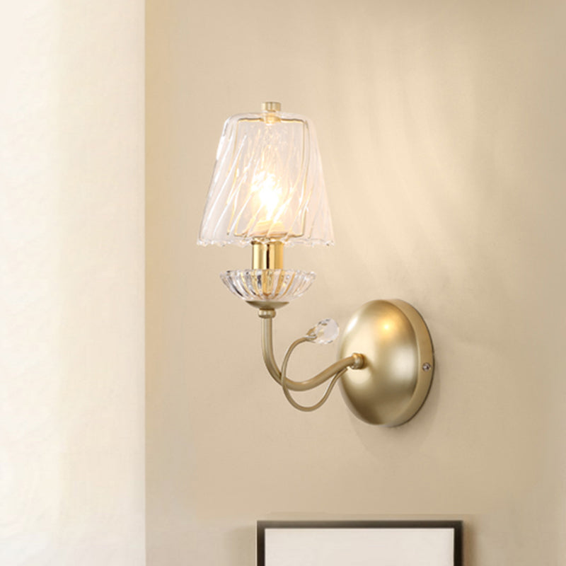 BowLift | Minimalistic Cone-Shaped Wall Light with Single Bulb Made of Clear, Twisted Glass in Gold