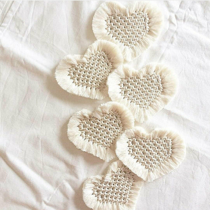 Decorative Macramé Heart-Shaped Trivet Bowlift
