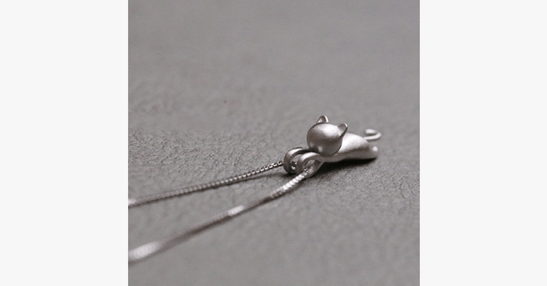 BowLift | Climbing Cats Pendant – Made specifically for animal lovers – Simple, but absolutely unique
