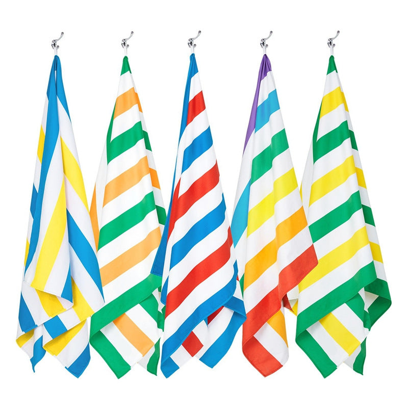 Beach towel with modern striped pattern Bowlift