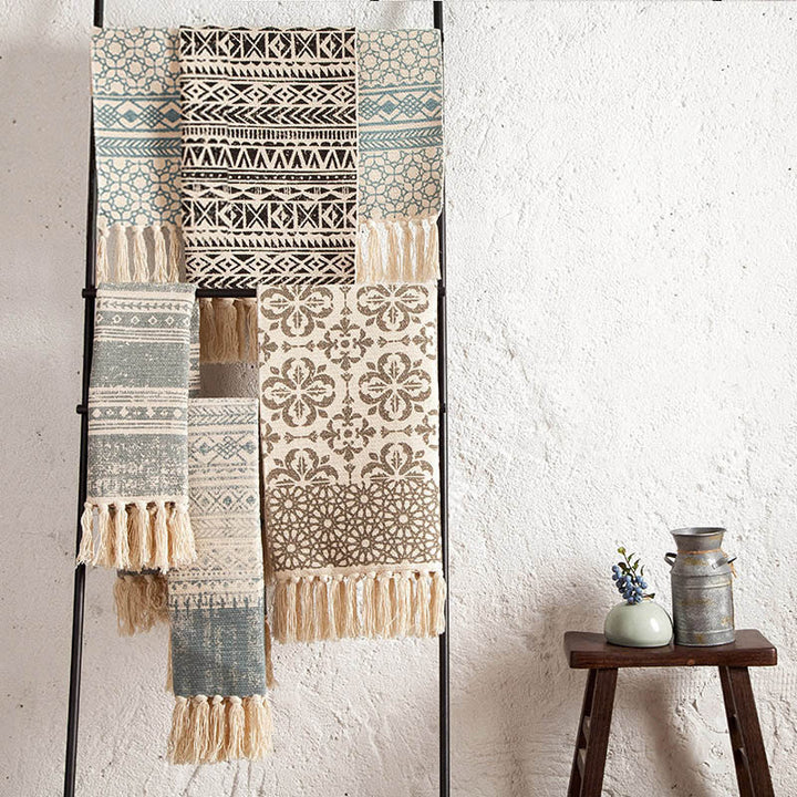 Geometric Pattern Decorative Area Rug Bowlift