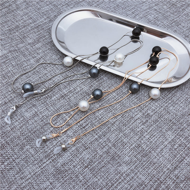 Elegant Bead-Accented Eyewear Chain Bowlift