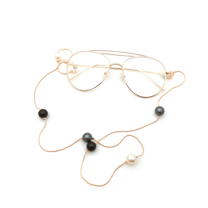 Elegant Bead-Accented Eyewear Chain Bowlift