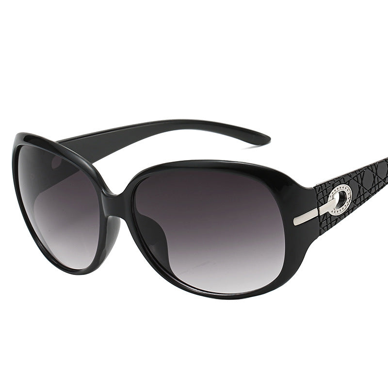 High-Style Oversized Sunglasses Bowlift
