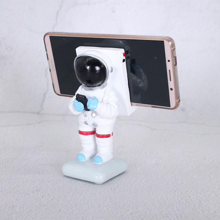 Astronaut-Themed Smartphone Stand