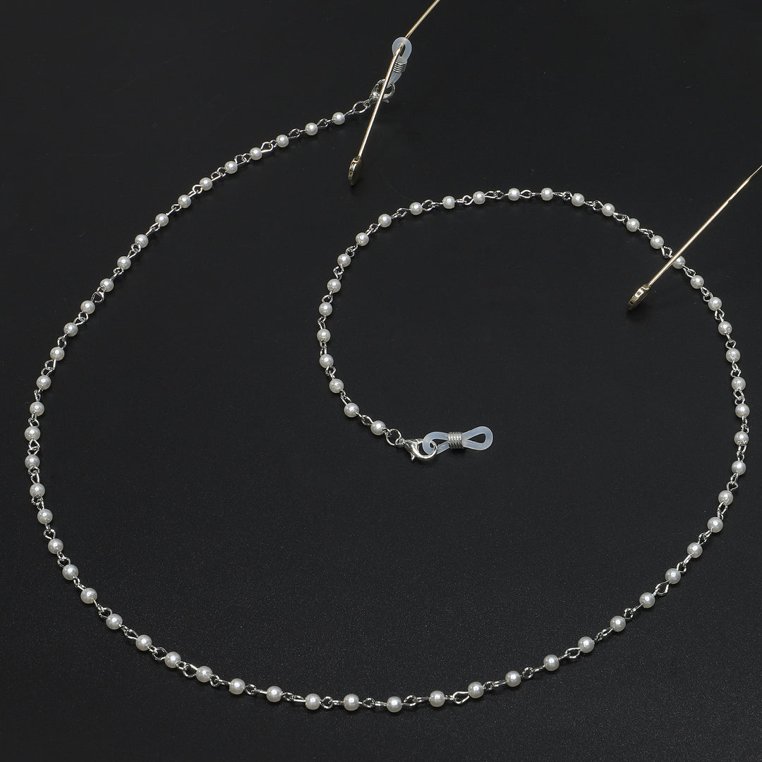 Elegant Pearl Eyewear Chain Bowlift
