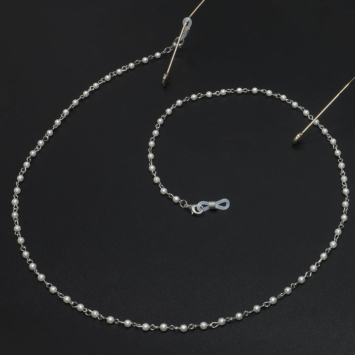 Elegant Pearl Eyewear Chain Bowlift
