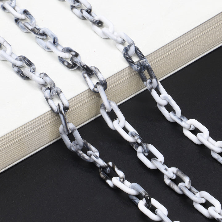 Chunky Resin Eyewear Chain Bowlift