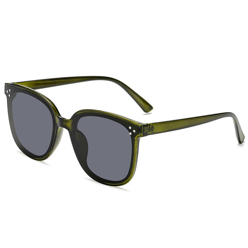 Women’s sunglasses in elegant design with high-quality UV protection lenses Bowlift